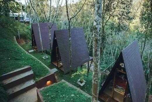 **** Hotel Kap Korome Village Resort Koroth India