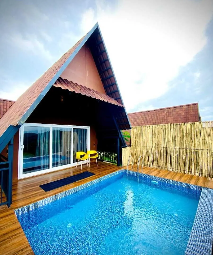 **** Hotel Kap Korome Village Resort Koroth India