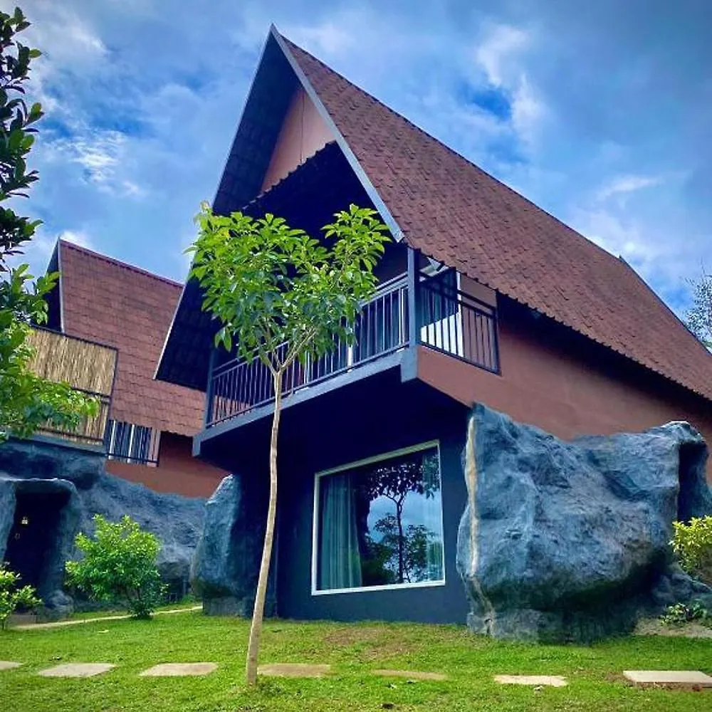 **** Hotel Kap Korome Village Resort Koroth India